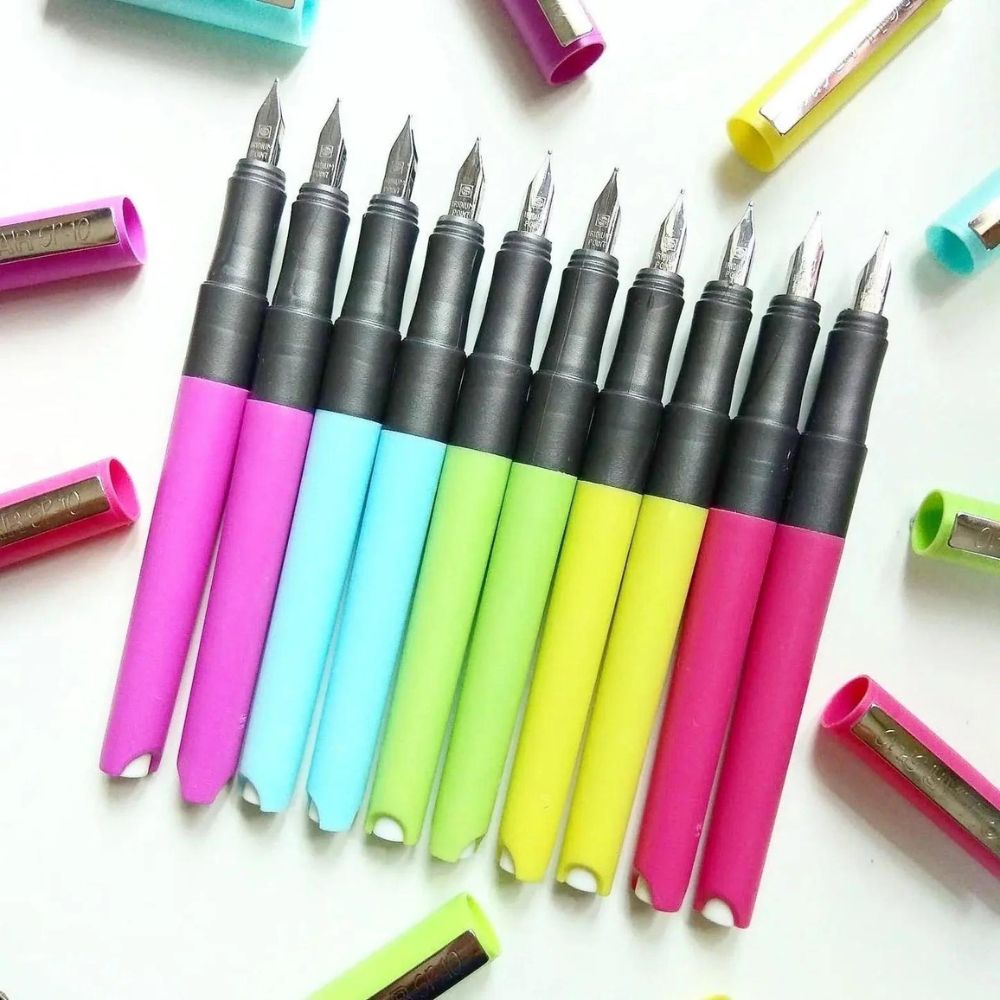 school supplies dubai